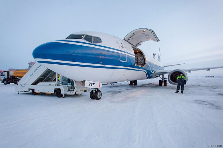 Авиаперевозки и перевозки контейнеров морским транспортом Авиаперевозки и перевозки контейнеров морским транспортом